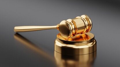 技术总监惨遭公司起诉索赔90万，原因是拖延开发进度？