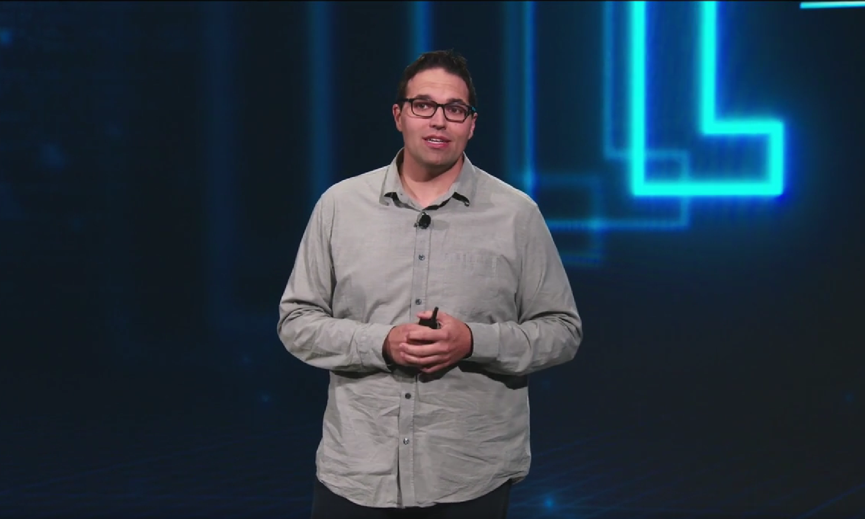 赋能开发者:Snowflake 如何实现 AI 规模化影响力