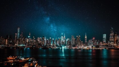 HL 是一款基于 Rust 的快速 JSON 日志查看器,提供高达 2GiB/s 的解析速度