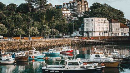 新的Claude Haiku 4.5模型号称提供更快的速度与1/3的成本