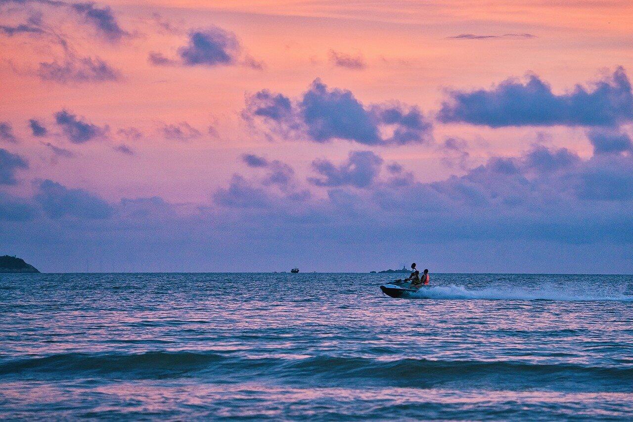 AI大牛刘威创业公司完成5000万美元融资,12月将发布新模型