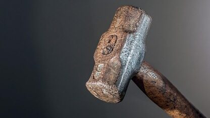 豆包手机底层系统被曝是锤子SmartisanOS！官方深夜回应微信登录异常等