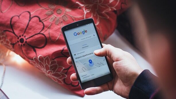 TPU 订单狂增，谷歌扩产新一代芯片！谷歌首席科学家：我们使用10多年了，一直非常满意