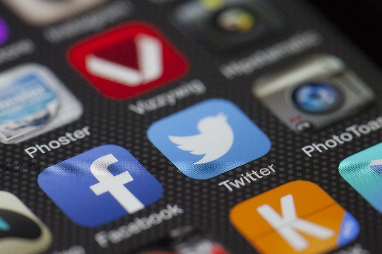 Twitter CEO杰克·多西的推特账号被黑，黑客是如何得手的？