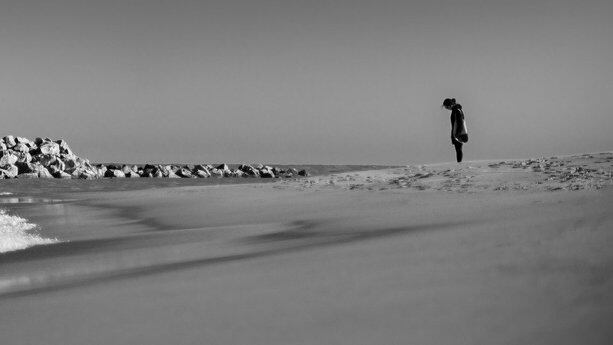 15年功臣、英伟达首席科学家在股价巅峰期黯然辞职：对不起自己拿的丰厚报酬？