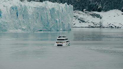 王涛参加InfoQ中国直播活动并发布AI大模型应用场景报告