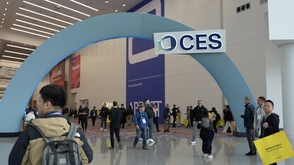 发生在CES的六场对话：来自深圳的&nbsp;AI&nbsp;硬件“外卷”