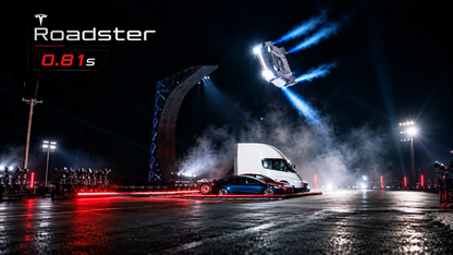 空中翻转、倒挂悬停、0.81秒破百！特斯拉二代Roadster超跑惊艳亮相，搭载SpaceX推进器