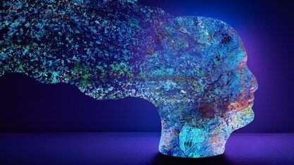 33% 增速、126% 留存:Snowflake 用一份财报,把“AI落地难”讲成了印钞机故事