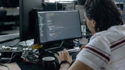 首个Clawdbot全流程部署方案!真“AI个人助理”来了!