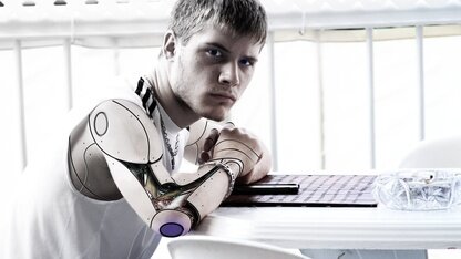 AI 智能体未来之争:是迷你应用(GPTs)?还是模块化代码(Skills)?开发者,你站哪边?