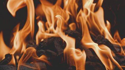 AI Coding 生死局：Spec 正在蚕食人类编码，Agent 造轮子拖垮效率，Token成本失控后上下文工程成胜负手