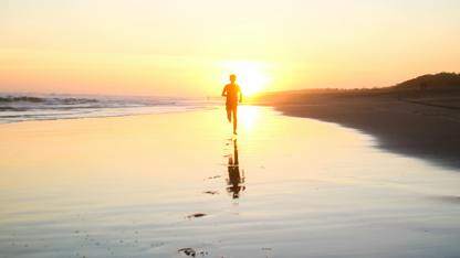 直播预告:新瓶旧酒还是涅槃重生?操作系统的 AI 进化终将走向何方?|《AI 进化论》第八期