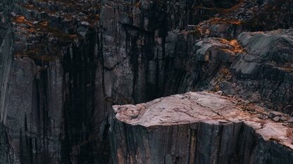 OpenAI Codex-Spark 在 Cerebras 硬件上实现超快编码速度