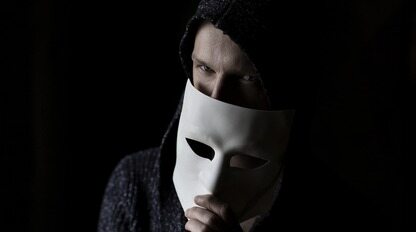 你熬夜抢的“双十一”福利，可能都进了黑产的腰包
