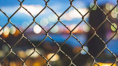 AI“氛围编程”威胁开源,维护者面临危机